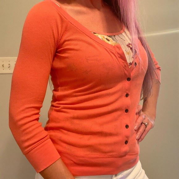 Peach sweater with matching spaghetti strap flower print shirt - Picture 3 of 10